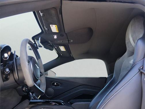 2022 Aston Martin Vantage F1 Edition