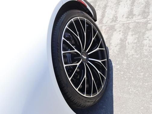 2022 Aston Martin Vantage F1 Edition