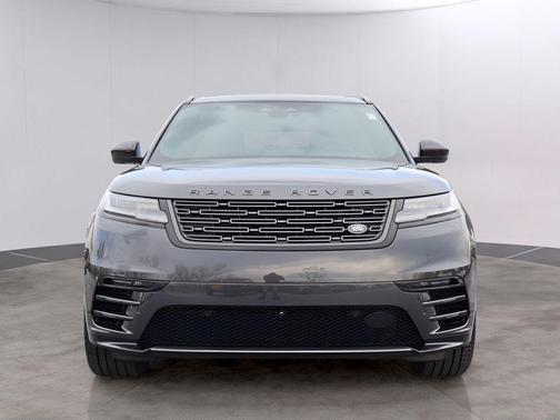 2026 Land Rover Range Rover Velar Dynamic SE