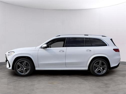 2026 Mercedes-Benz GLS 450 4MATIC