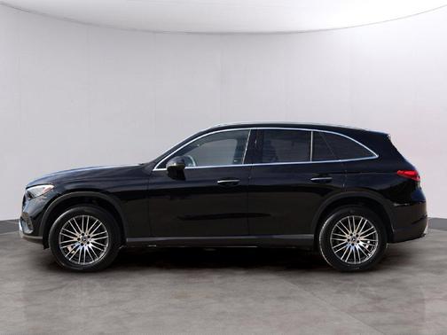 Black 2026 Mercedes-Benz GLC 300 Base 4MATIC