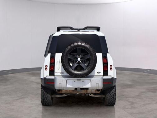 Fuji White 2020 Land Rover Defender 110 HSE