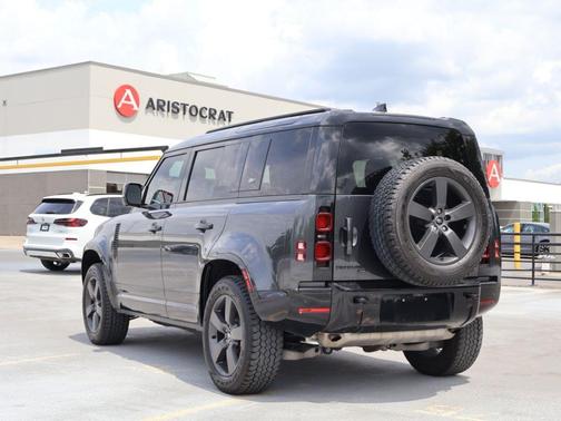 Carpathian Grey 2023 Land Rover Defender 110 X-Dynamic SE