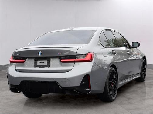 2025 BMW M340 i xDrive