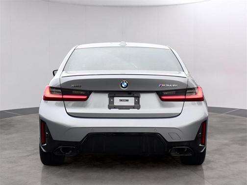 2025 BMW M340 i xDrive