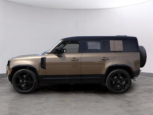2025 Land Rover Defender P500 X-Dynamic SE