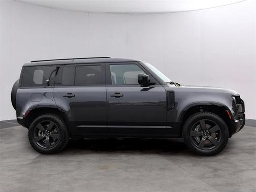 2023 Land Rover Defender 110 X-Dynamic SE