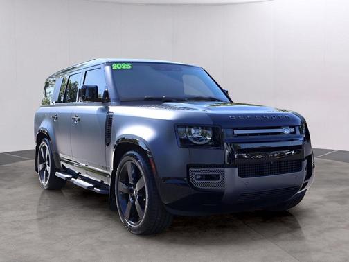 2025 Land Rover Defender P500 V8