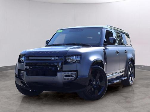 2025 Land Rover Defender P500 V8