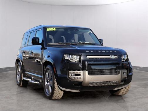 2024 Land Rover Defender P400 X-Dynamic SE