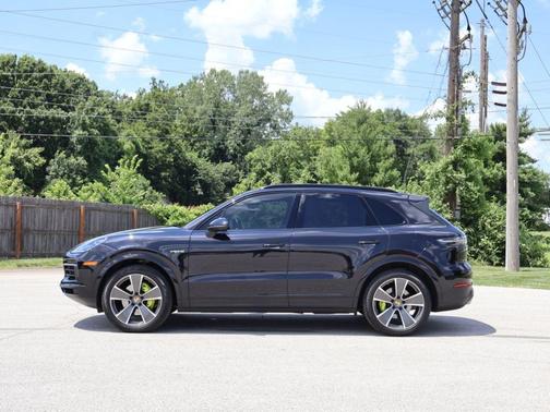 2019 Porsche Cayenne Base