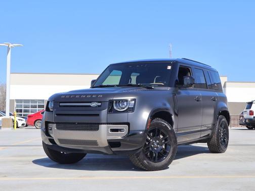 2024 Land Rover Defender P400 X-Dynamic SE