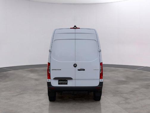Arctic White 2026 Mercedes-Benz Sprinter 2500 144 WB