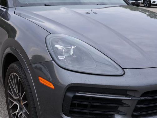 2020 Porsche Cayenne Base