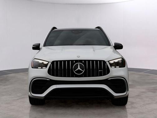 MANUFAKTUR Moonlight White Metallic 2024 Mercedes-Benz AMG GLE 63 S