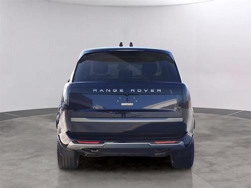 2024 Land Rover Range Rover P530 SE