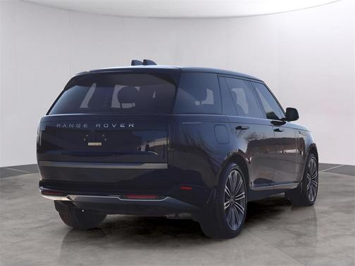 2024 Land Rover Range Rover P530 SE