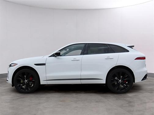 2025 Jaguar F-PACE P400 R-Dynamic S