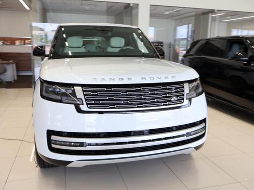 2025 Land Rover Range Rover P530 Autobiography