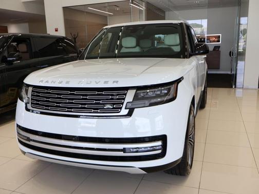 2025 Land Rover Range Rover P530 Autobiography