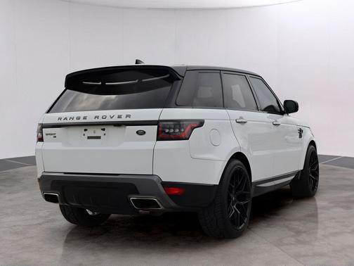 2021 Land Rover Range Rover Sport HSE Silver Edition