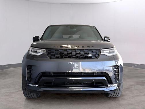 2025 Land Rover Discovery P360 Dynamic SE