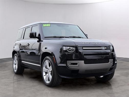 2025 Land Rover Defender P500 X-Dynamic SE