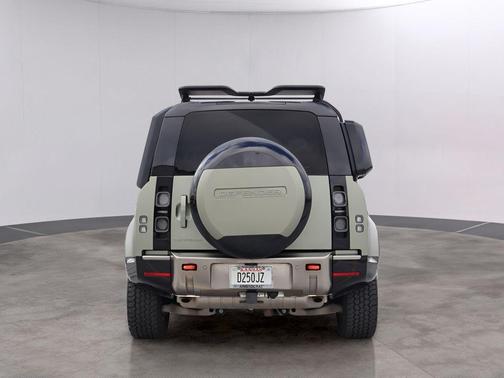 2025 Land Rover Defender P400 X