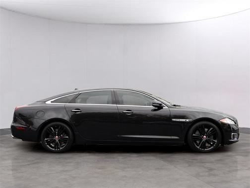 2013 Jaguar XJ L Ultimate