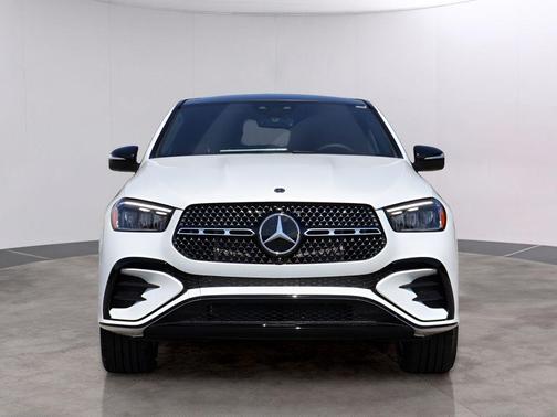 MANUFAKTUR Moonlight White Metallic 2026 Mercedes-Benz GLE 450 4MATIC