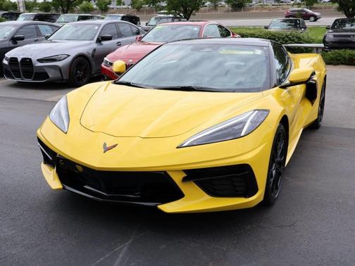 2025 Chevrolet Corvette Stingray w/2LT