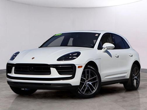 2023 Porsche Macan 