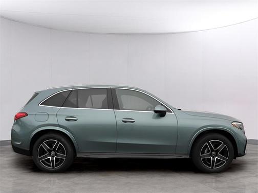 2026 Mercedes-Benz GLC 350e 