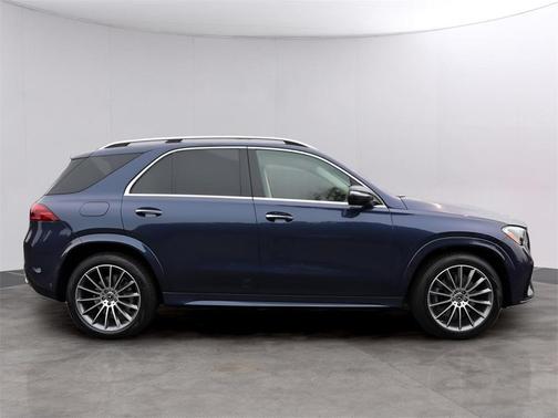 2026 Mercedes-Benz GLE 450e Base 4MATIC