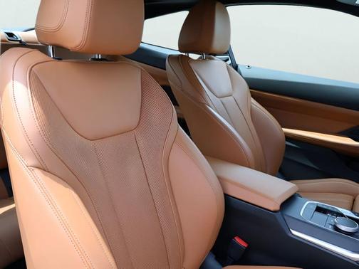 Black Sapphire Metallic 2026 BMW 430 i xDrive