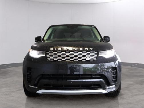 2025 Land Rover Discovery P360 Metropolitan Edition