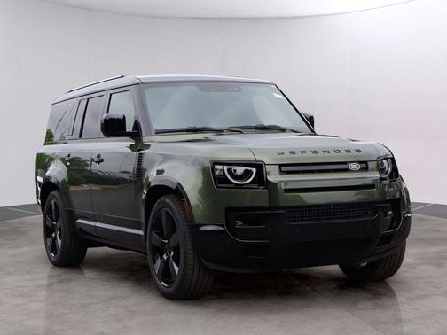 Woolstone Green 2026 Land Rover Defender P400 X-Dynamic SE