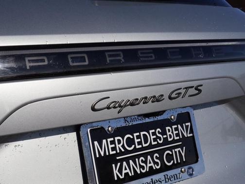 2023 Porsche Cayenne GTS