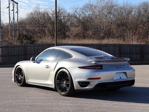 2015 Porsche 911 Turbo