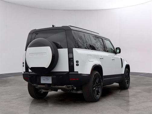 2026 Land Rover Defender 110 S