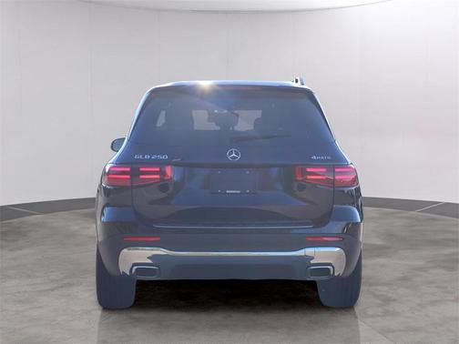 2026 Mercedes-Benz GLB 250 Base 4MATIC