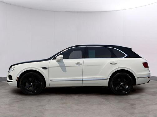Glacier White 2018 Bentley Bentayga Activity Edition