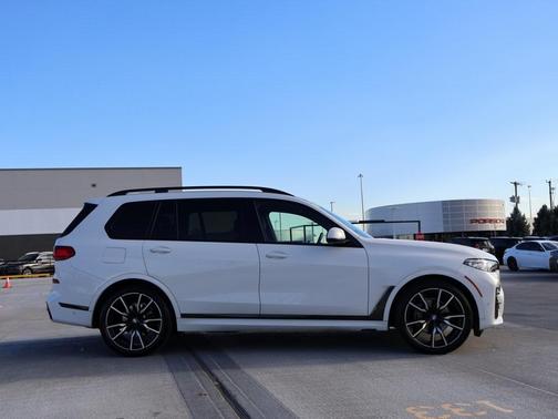 2021 BMW X7 xDrive40i