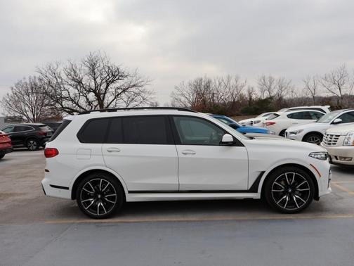 2021 BMW X7 xDrive40i