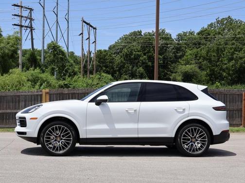 2020 Porsche Cayenne Base