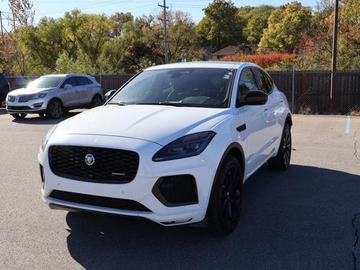 2024 Jaguar E-PACE P250 R-Dynamic SE