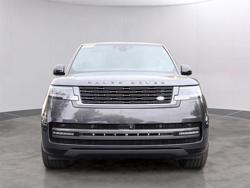 2025 Land Rover Range Rover P400 SE