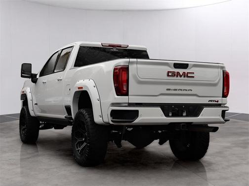 2022 GMC Sierra 2500 AT4