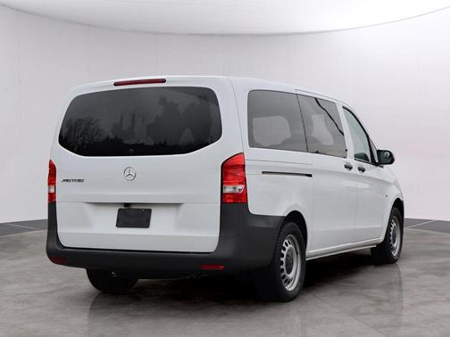 2023 Mercedes-Benz Metris Base