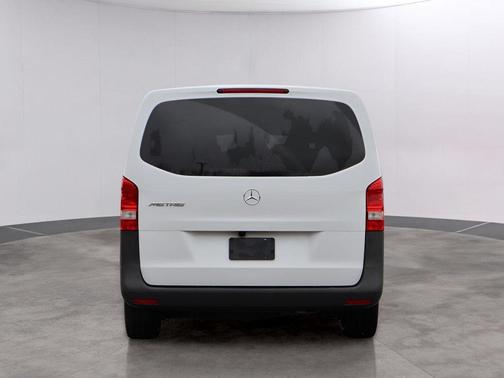 2023 Mercedes-Benz Metris Base